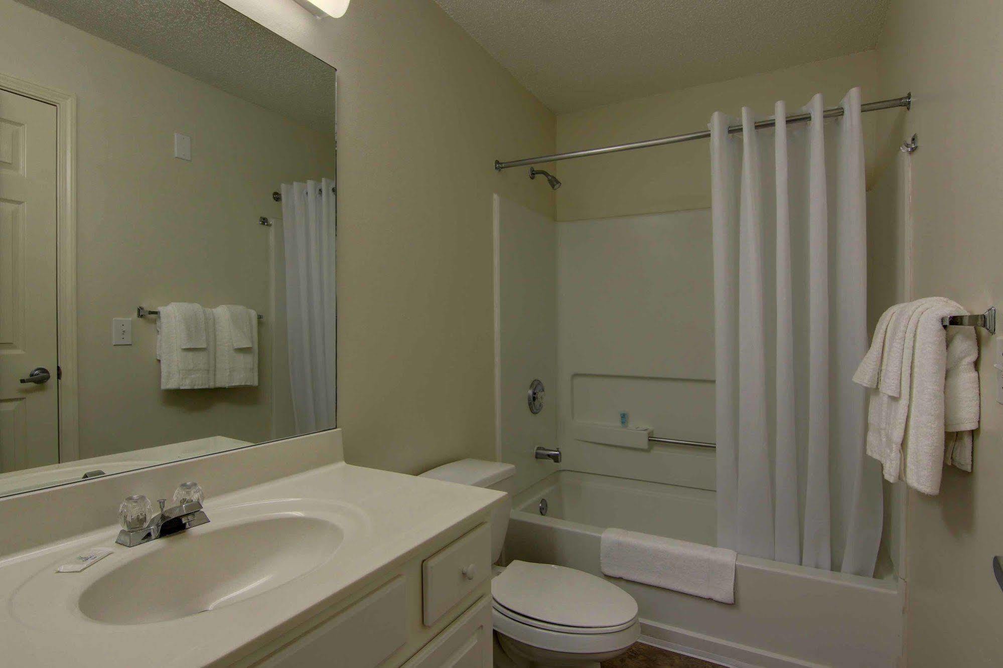 Intown Suites Extended Stay Marietta Ga - Roswell Rd Buitenkant foto
